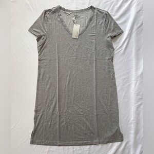 Lusome Women’s Eva Sleepshirt Pajama Dress Light Grey Size Small Cooling NWT $88